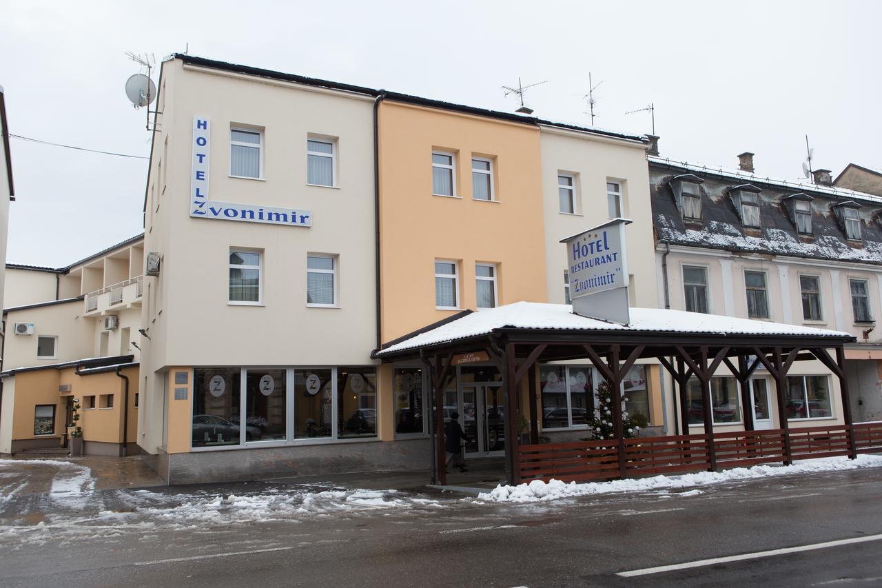 אוטוצאץ Hotel Zvonimir מראה חיצוני תמונה